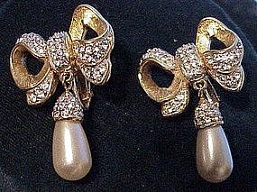 Swarovski America rhinestone bows & Pearl drop earrings