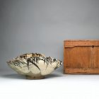 Antique Japanese Kitei Yaki Fluted Pottery Bowl w. Crabs