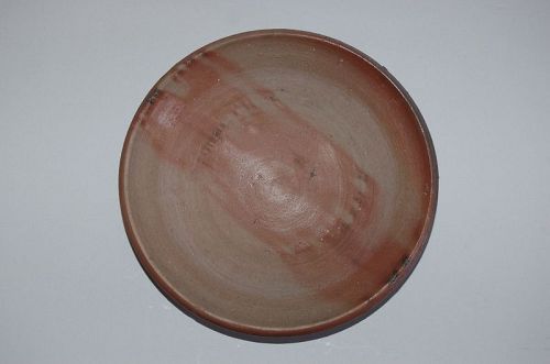 Stoneware conical dish, Bizen ware, hidasuki, by Fujiwara Kei, Japan
