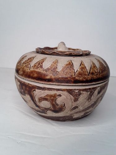 Large Sawankhalok covered pottery box dating to 15th-16th cent AD.