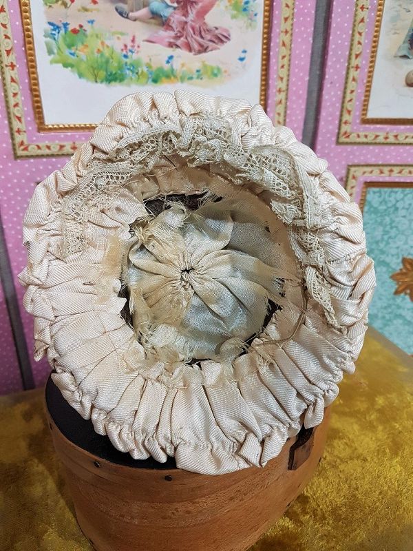 Stunning all original antique French Bebe Silk Bonnet in his Box